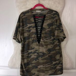 Comfy yet sexy camouflage t-shirt